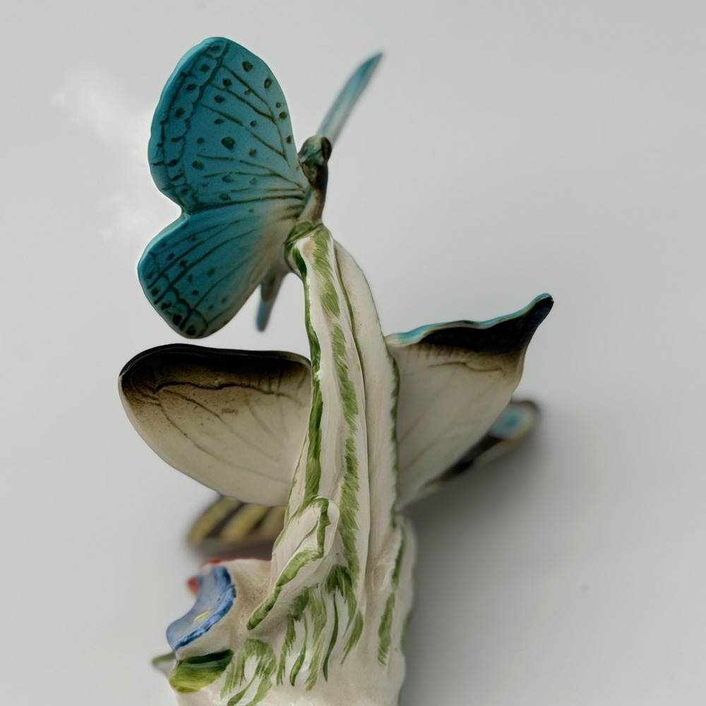 Vintage Karl Ens Porcelain Figurine Blue Yellow Butterflies on Flowers 4.5" RARE - Picture 8 of 15
